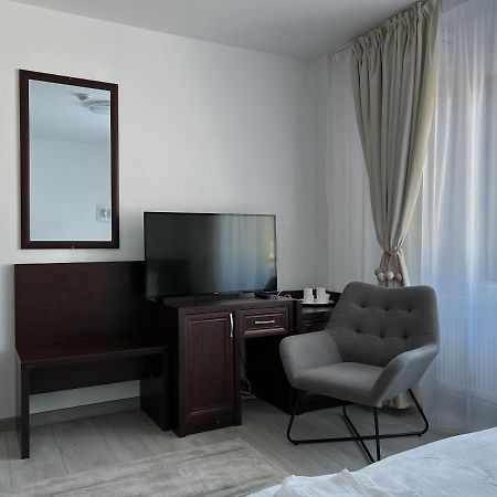 Hotel Mara Brăila Kültér fotó